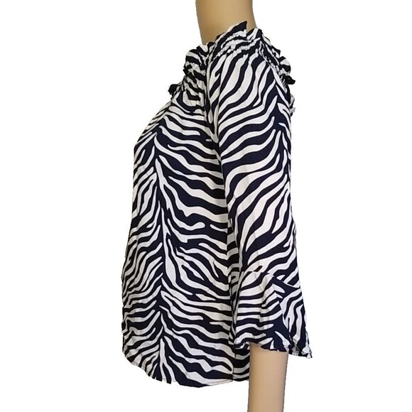 La Mer Luxe Black White Zebra Print Off The Shoulder Bell Sleeve Small Rayon  T5 - Picture 4 of 6